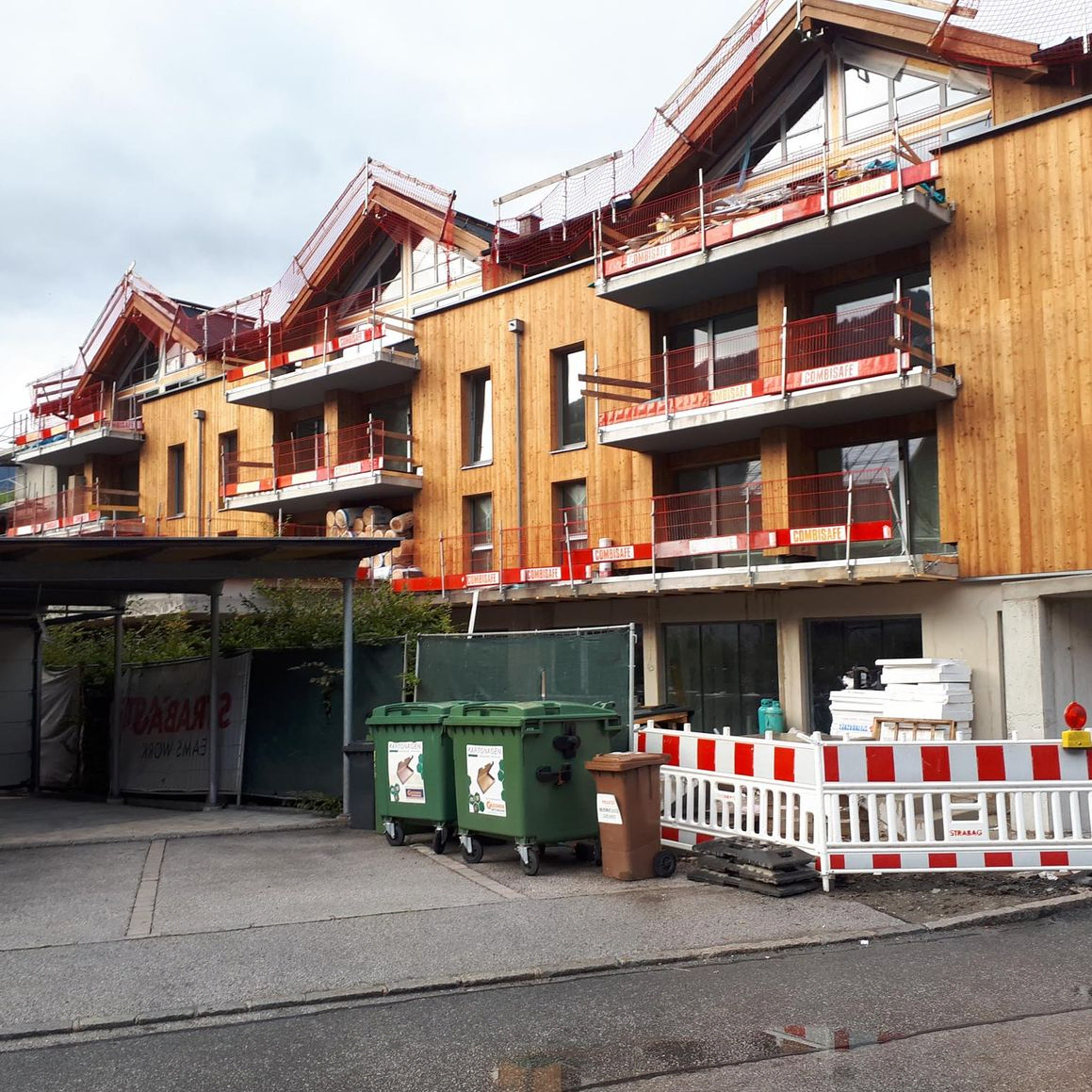 Balkone & Terrassen aus Holz von Profi aus Kaprun